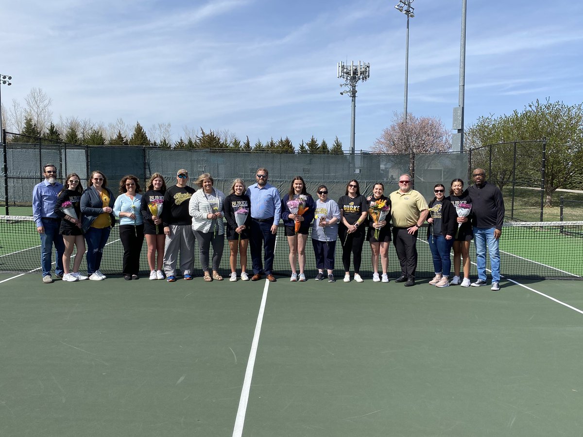 Senior Recognition at todays Varsity Tennis match 🖤💛🎾 Outstanding group of seniors who represent so well in the classroom and on the tennis courts! Proud of this group! Bright futures ahead 🌟🖤💛#WeAreBurke #BulldogPride <a href="/BurkeGTennis/">Burke Girls Tennis</a>