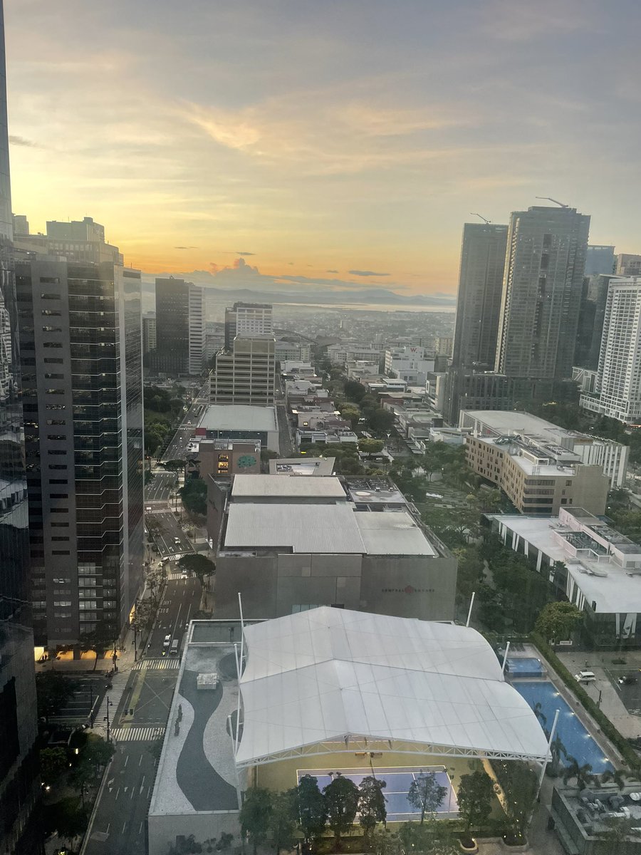 TheKennyJohnson's tweet photo. Can you guess what city ?? https://t.co/LPoOZnfbsF