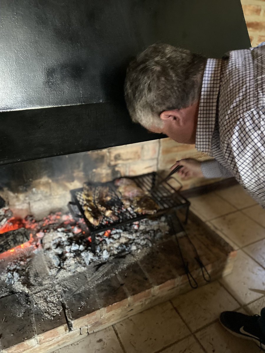 UruguayoSoy2's tweet photo. Se vienen los fríos y el pueblo uruguayo lo sabe… https://t.co/mdw3QlXBCG