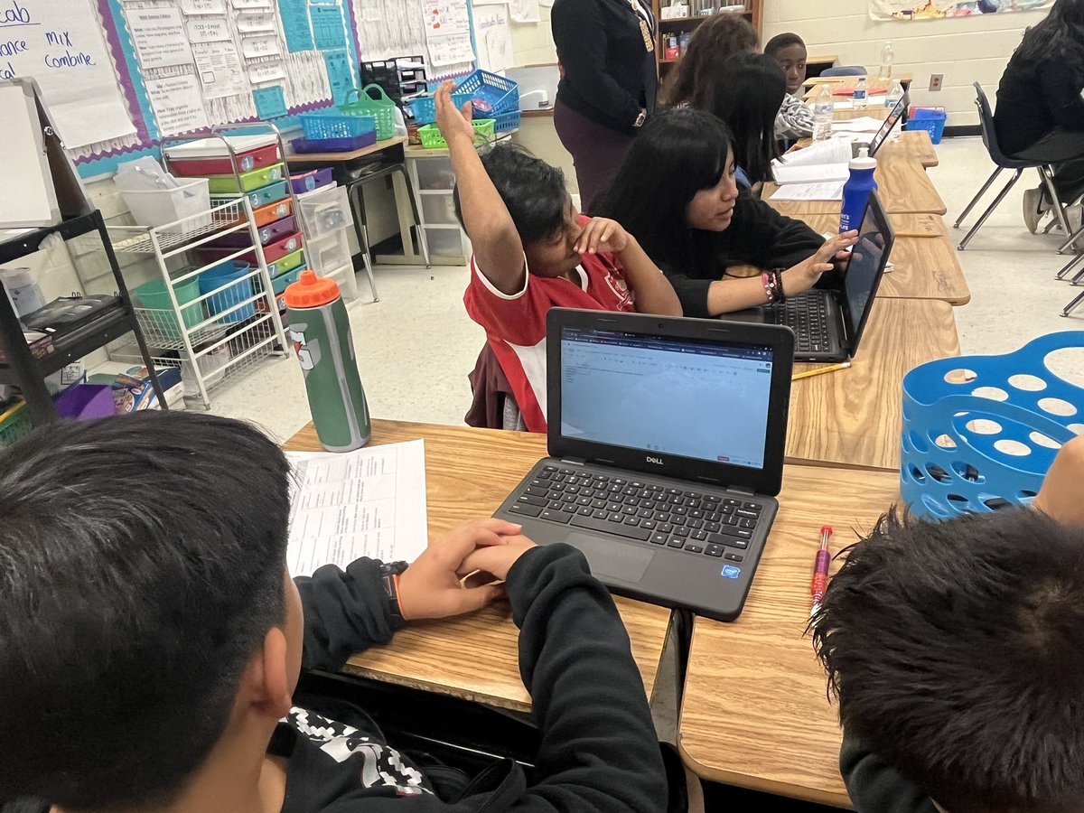 Rmorrison_hasty's tweet photo. Students creating tables to classify quadrilaterals with #excel #raisingthebar #miekids #technology #notaworksheet https://t.co/nh1lktGnoe