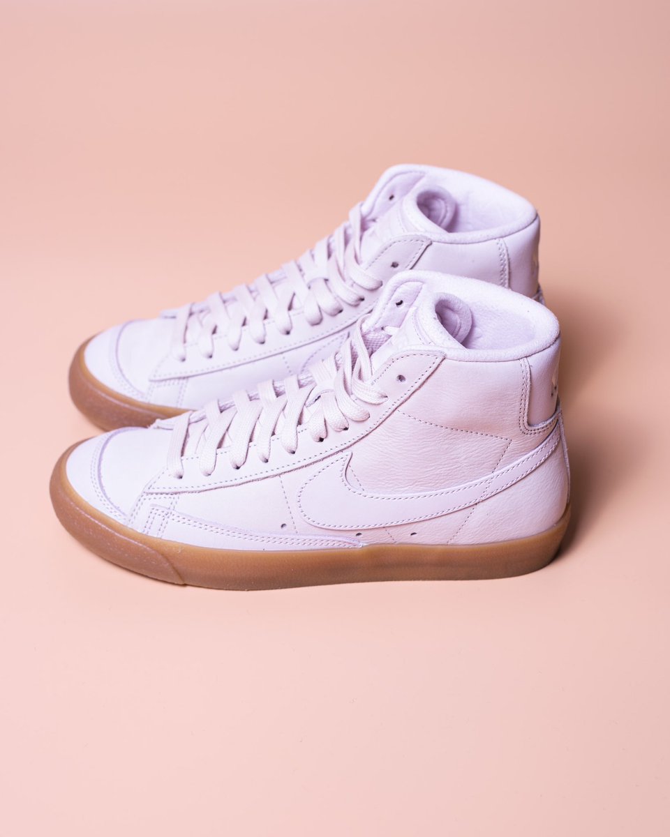 KickingItATX's tweet photo. The Women’s Blazer Mid PRM “Pink Pearl” is available in store and via phone orders.
Sizes 5.5-10 for $125.
#kickingitatx #nikewomen #blazermid https://t.co/FdASWbcnLa
