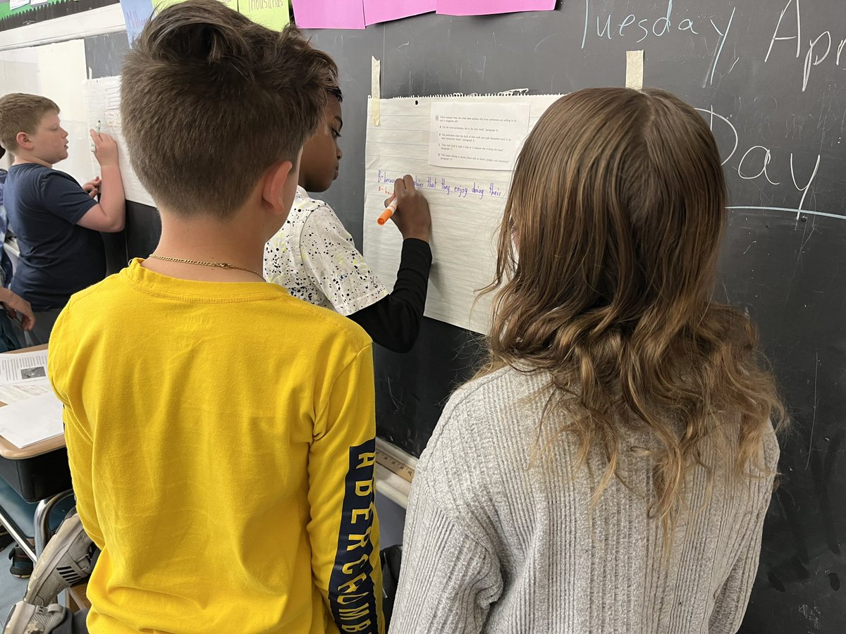 rothmancamp's tweet photo. Getting up and moving for an ELA carousel review!@rothmancamp @CampAvePride https://t.co/x0NA7kcjrS