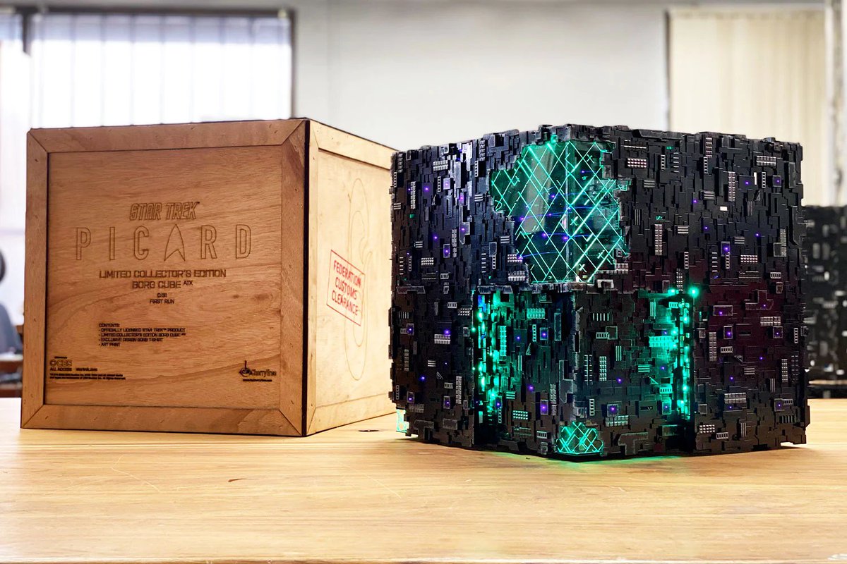 iMonters's tweet photo. Holy shit. A #StarTrek Borg Cube ATX PC Case exists.

https://t.co/eONVOAzXWj https://t.co/7z6iUUfPVe