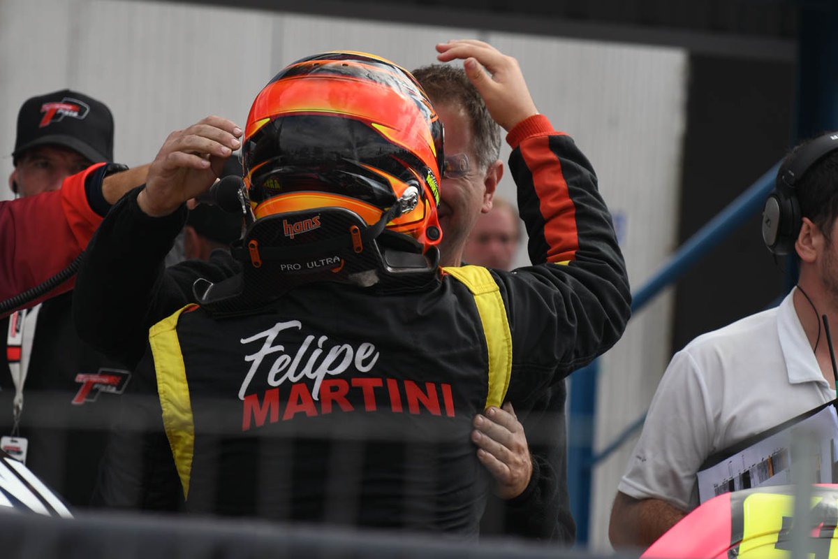 mundosportextra's tweet photo. #TurismoPista Felipe Martini: ''Es mi tercera carrera en la Clase 3 y llegar segundo es un sueño''

El piloto de Roque Pérez contó sus sensaciones por el podio logrado en la tercera fecha del Turismo Pista en Río Cuarto.

https://t.co/I9c2XL8unz https://t.co/ezjBseDIlS