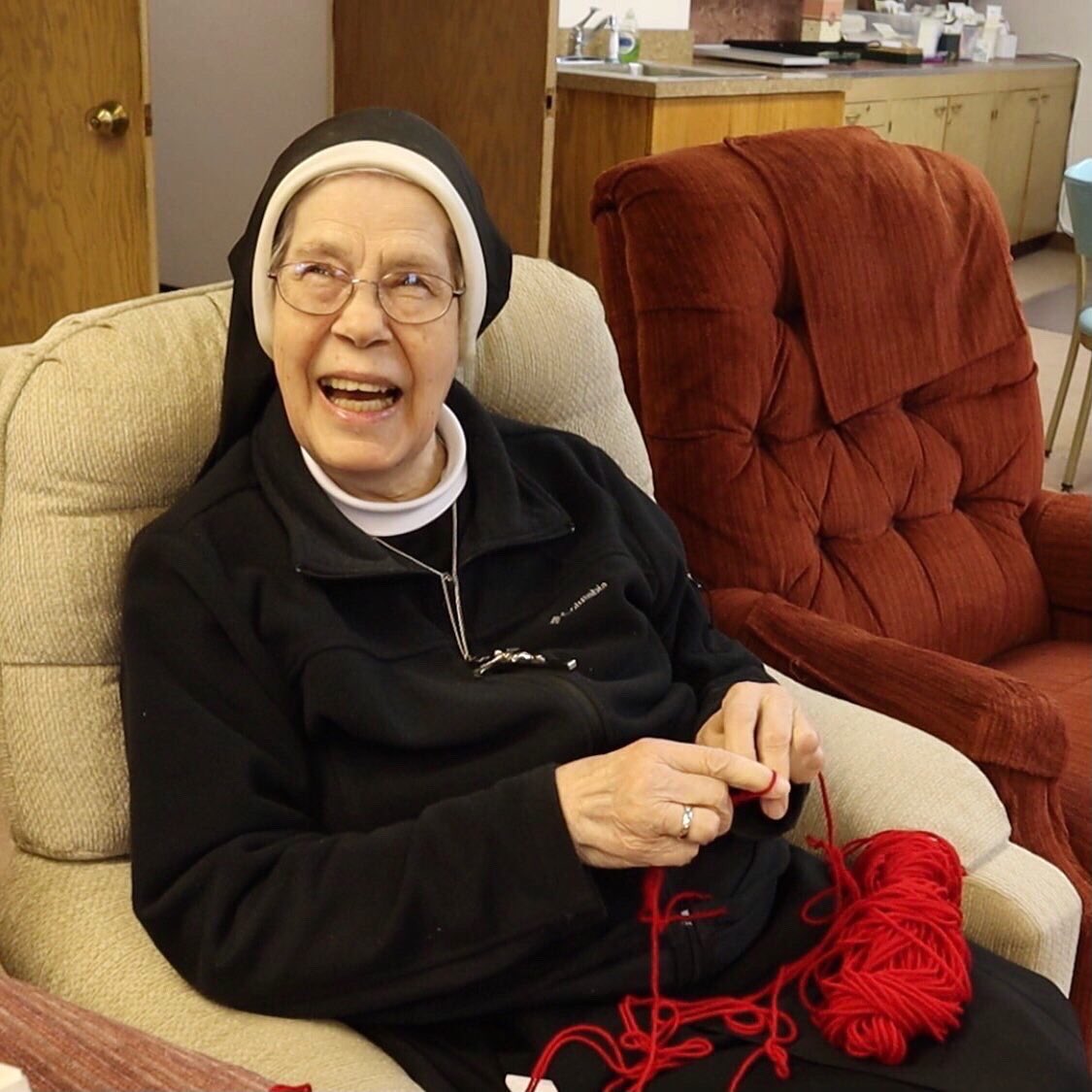 SSMO_Oregon's tweet photo. Sr. Anne is hard at work making necklaces for Saint medals.
#faithful https://t.co/pErardJPbV