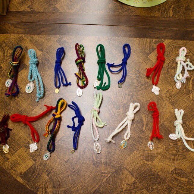 SSMO_Oregon's tweet photo. Sr. Anne is hard at work making necklaces for Saint medals.
#faithful https://t.co/pErardJPbV