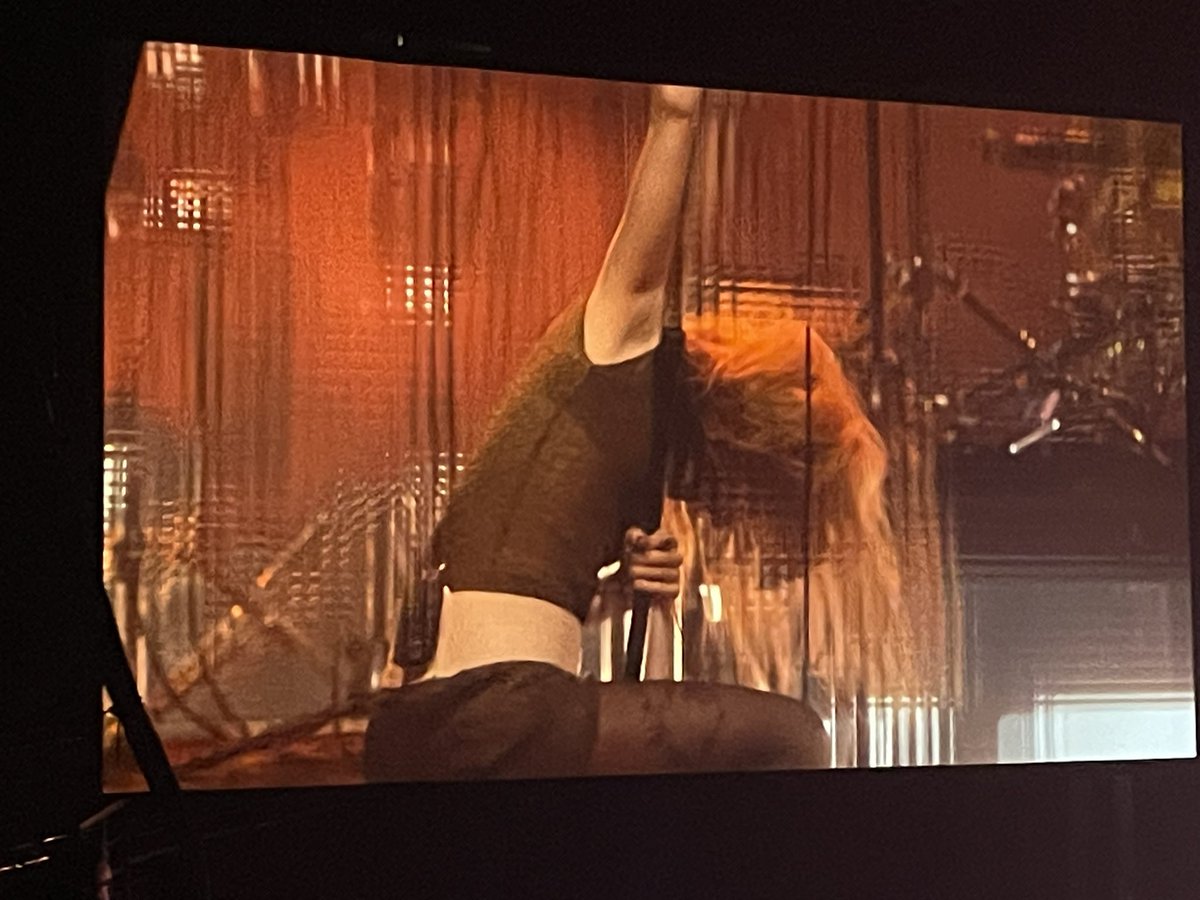 ezza_soup's tweet photo. HAYLEY MISS WILLIAMS AT MANCHESTER 2023 😮‍💨🫶
@paramore https://t.co/2siZ24VKoC