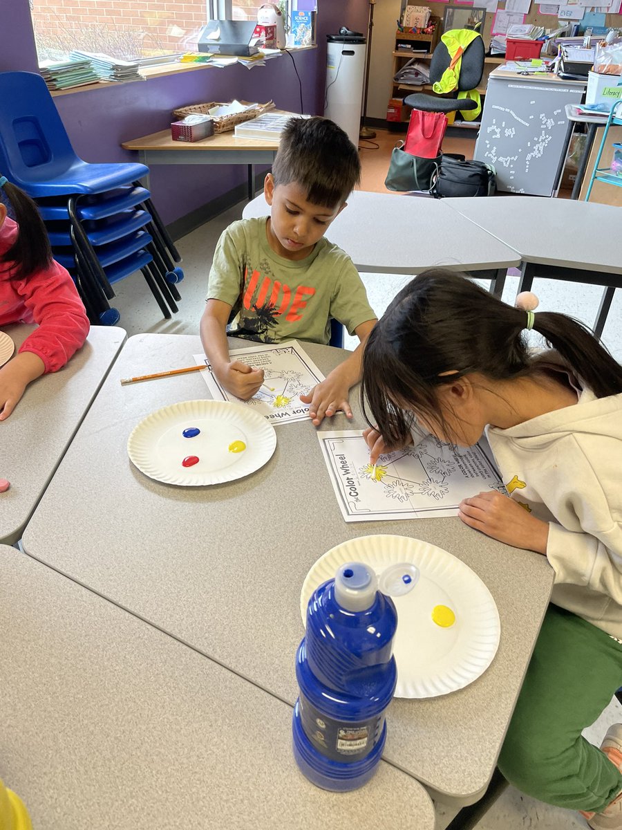 Mrs. Sanchez (Spratt) tweet media