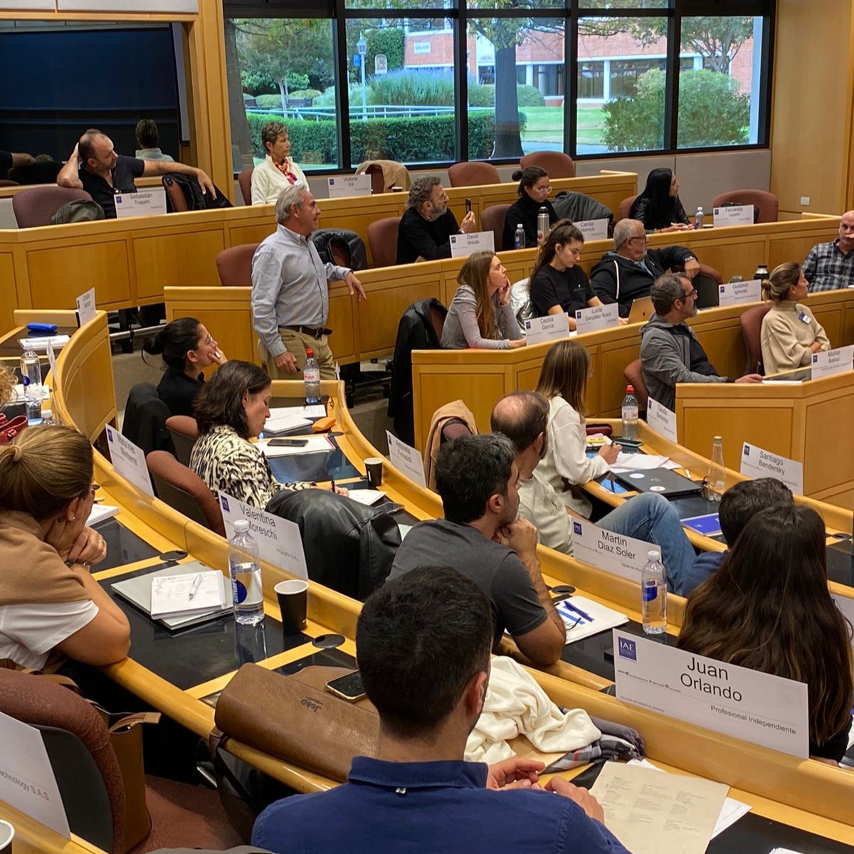 IAE_Austral's tweet photo. #CampusIAE - Delegar sin perder el control
Los profesores @MMileo y @julianirigoin dieron inicio a una nueva edición de Delegar sin perder el control, programa que impulsa a participantes a que puedan hacer un auto diagnóstico sobre su capacidad, voluntad y estilo de delegación. https://t.co/MKdvytEka6