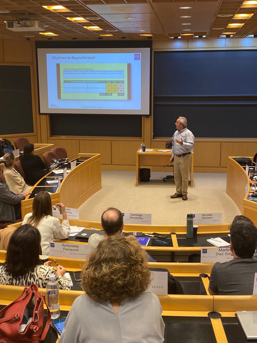 IAE_Austral's tweet photo. #CampusIAE - Delegar sin perder el control
Los profesores @MMileo y @julianirigoin dieron inicio a una nueva edición de Delegar sin perder el control, programa que impulsa a participantes a que puedan hacer un auto diagnóstico sobre su capacidad, voluntad y estilo de delegación. https://t.co/MKdvytEka6