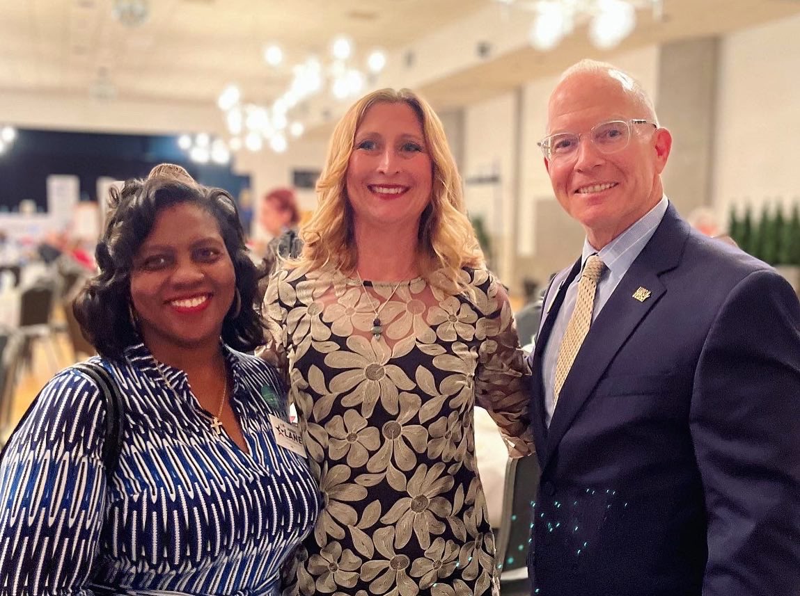 JudgeLaneForPA's tweet photo. We’ve had an action packed couple of days out on the campaign trail! I had a wonderful time connecting with voters in Southeastern PA and the Lehigh Valley. 

#CourtsMatter #JudgesMatter #TeamLane https://t.co/MM3BOWdaza