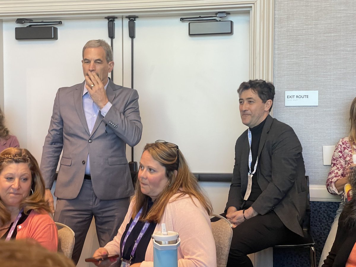 Rebecca Midles tweet media