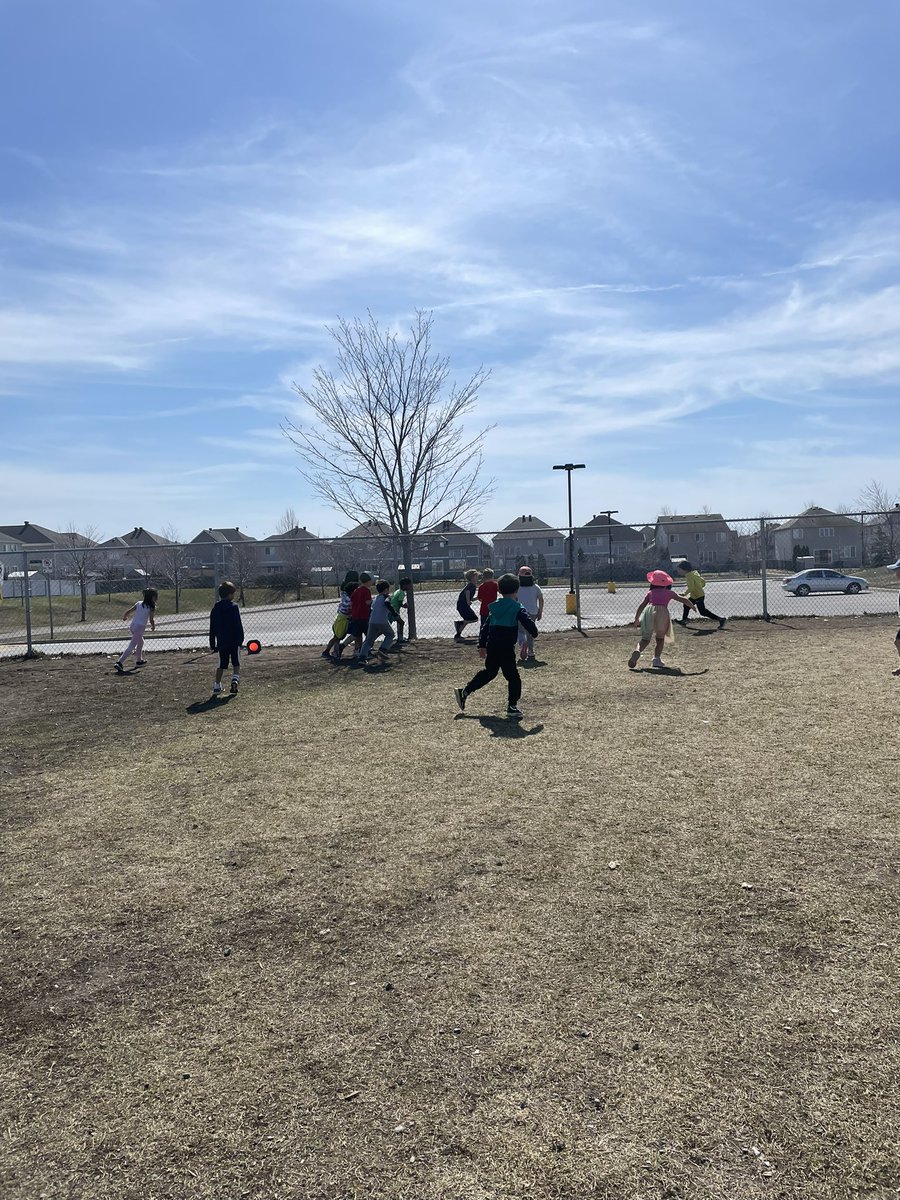 Mrs. Sanchez (Spratt) tweet media