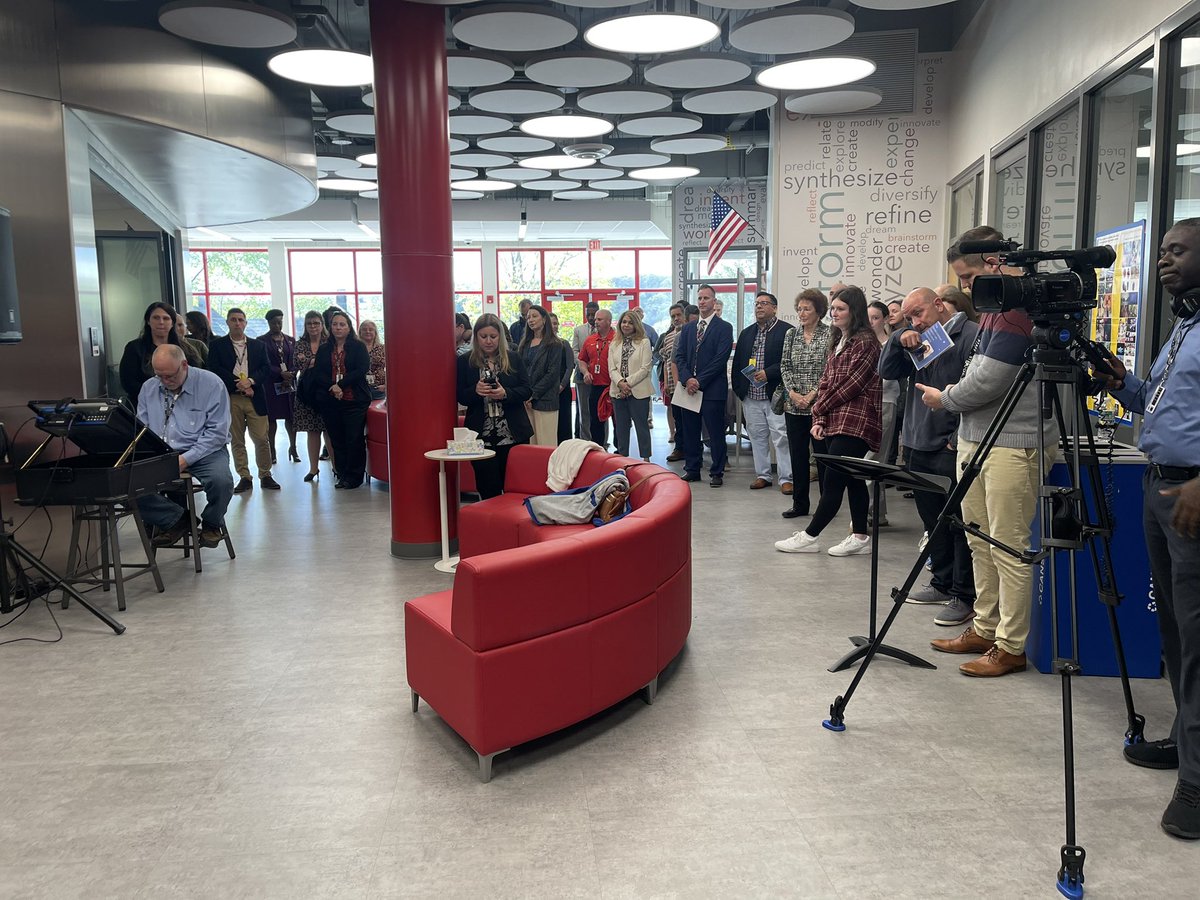 Peekskill Schools (@peekskillcsd) on Twitter photo Today we remembered <a href="/PCSDSecEd/">Daniel Callahan</a> with love as we dedicated the “Daniel Callahan Legacy Lab” at the #Peekskill High School STEAM Center in Mr. Callahan’s honor. #Foreverinourhearts 💚 Today we remembered <a href="/PCSDSecEd/">Daniel Callahan</a> with love as we dedicated the “Daniel Callahan Legacy Lab” at the #Peekskill High School STEAM Center in Mr. Callahan’s honor. #Foreverinourhearts 💚