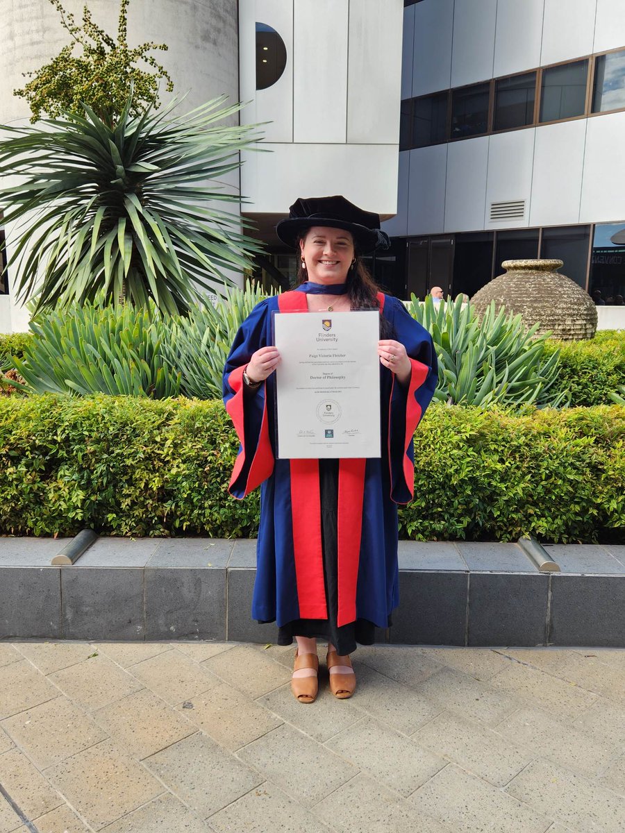 paigefletch_'s tweet photo. My PhD journey is officially complete with my graduation ceremony yesterday! Endlessly grateful to my wonderful supervisors and everyone who has supported me along the way. 🎓 https://t.co/97MN62rNFY