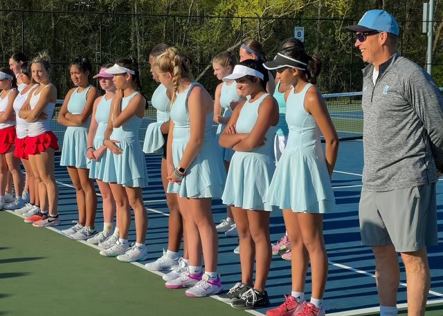 sjgirlstennis's tweet photo. After a beautiful weekend in Jasper the ladies silenced the roar of the Elkhart Lions, with a clean sweep of JV and Varsity. Penn on Thursday @ fabulous Leeper Park. #BthereorB^2 #weare https://t.co/qJw9SF5rjX