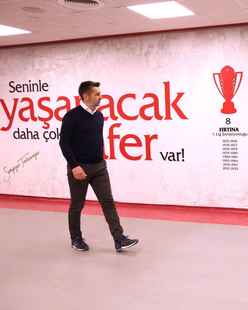 PaparaPark's tweet photo. Bu gece ışıklar onun için açıldı 🏟️