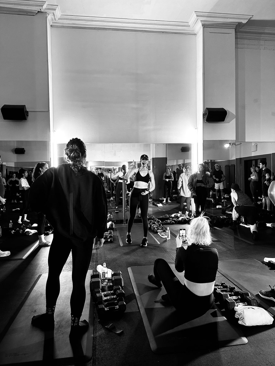 _alexa_murray's tweet photo. Today’s uniform 💀 loved promoting the @WHOOP Stress Monitor and @hubermanlab breathwork at @globalAARMY in NYC! Check out the #performancequeen herself Kristen Holmes 💪 👑 https://t.co/m9dr2Atrv2