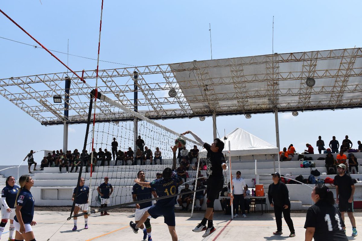 vinculacionssp's tweet image. Fomentar acciones para la promoción del trabajo en equipo y sano esparcimiento en la función pública es importante para el Gobierno del Ing. @CuitlahuacGJ, por ello, en la @SP_Veracruz a través de la Dirección General de Vinculación Institucional (1/3)