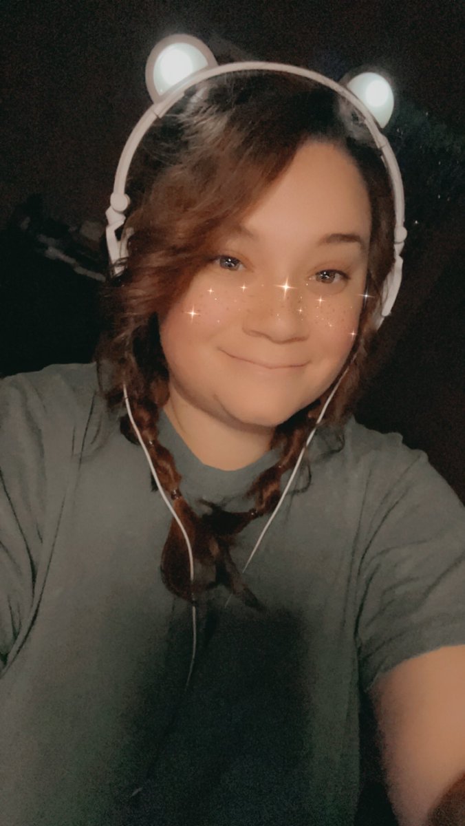 DeedeeAlicia20's tweet photo. LIVE NOW!! Come join!! #twitch #stream #Nintendo #LinkInBio https://t.co/PG3OpuR9fu