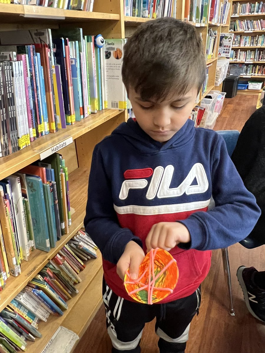 PElibrary2022's tweet photo. After reading the story ‘and then it’s spring’ we created beautiful flowers. https://t.co/fBGMajAHdX