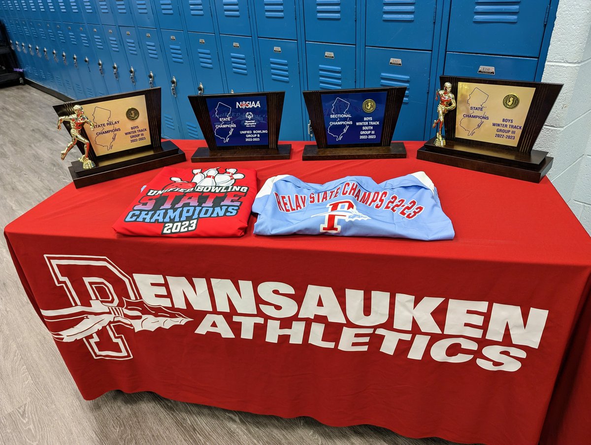 PennsaukenTFXC's tweet photo. The indoor track team would like to thank the @PennsaukenEDU School Board and Administration, as well as @PennsaukenAD for all of their support this season. #CodeRed‼️ https://t.co/9Xo7x9QWHg