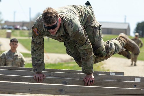 FightingFirst's tweet image. Our #BigRedOne Soldiers take on day 2 of the Best Squad Competition. They’re in it to win it! 💪😤 #fightingfirst 

@USArmy | @FORSCOM | @iii_corps | @1abct1id | @1stCAB1ID