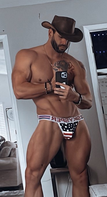 Ready to ride https://t.co/LL9tjM26JI