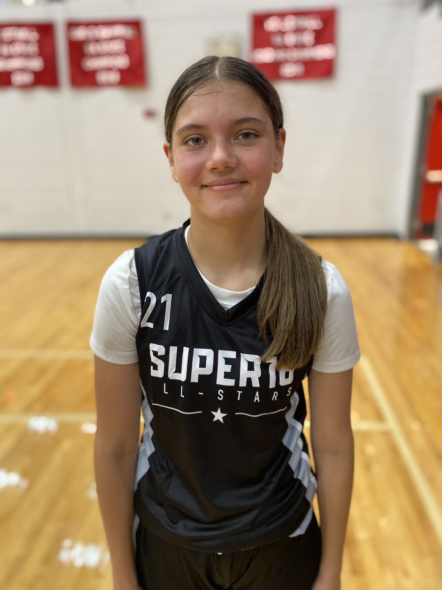 lexdesir's tweet photo. 2028 Paige Fulmer | 21 black
📝 - 5’9” G/F Long forward that can put the ball on the floor and handle pressure, is a willing passer that handles the ball with her head up. Can attack the basket and finish in tight spaces and through contact. @Super16Allstars https://t.co/yIYh6FBS85