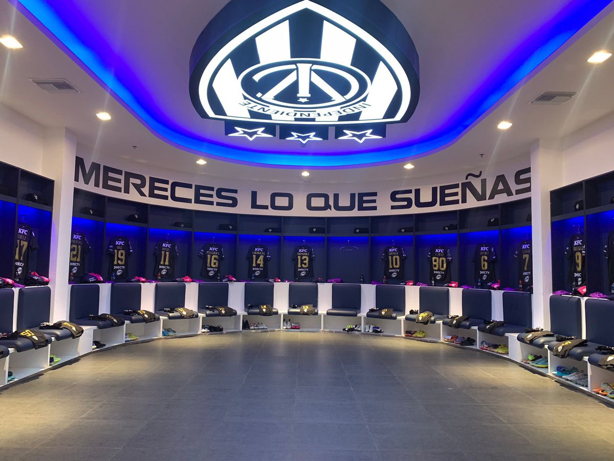 IDV_EC's tweet photo. ¿ Por qué tan elegante #IDV ? 🤔
Porque es noche de fútbol 😎 en casa 🏟️ ✅ https://t.co/jo3gbVAQrj