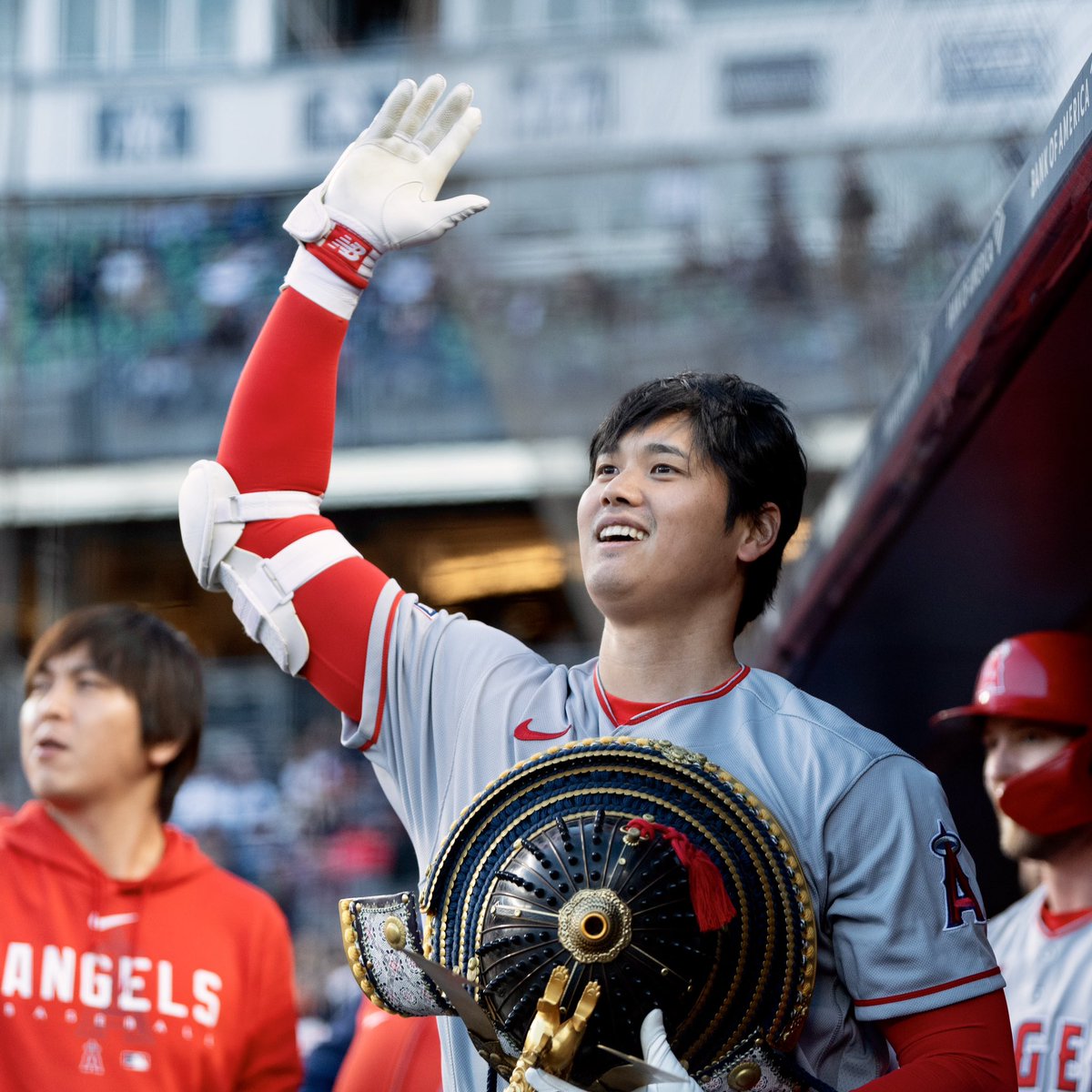 Angels's tweet photo. big swing in the big 🍎

#GoHalos https://t.co/kzH9FhqkHv