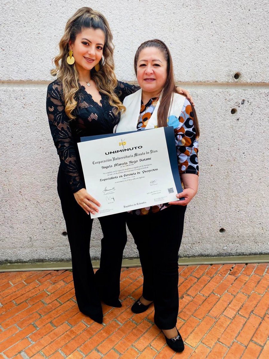 AngelaMRozo's tweet photo. Gracias Dios ❤️ https://t.co/LVDz7CMcAS