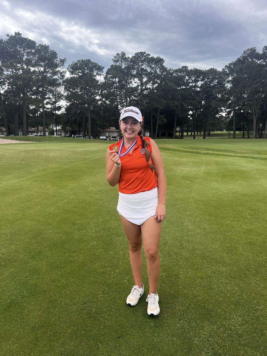 StingsGolf's tweet photo. So incredibly proud to be a Stingaree today!! Congratulations to @emmailess for Qualifying for the 5A State Championships at White Wing Golf club in Georgetown on May 15-16! @SUPiratesGolf @txstatewgolf @BlinnAthletics @DBU_GOLF @TexasCityISD https://t.co/GRu0kzBf6q