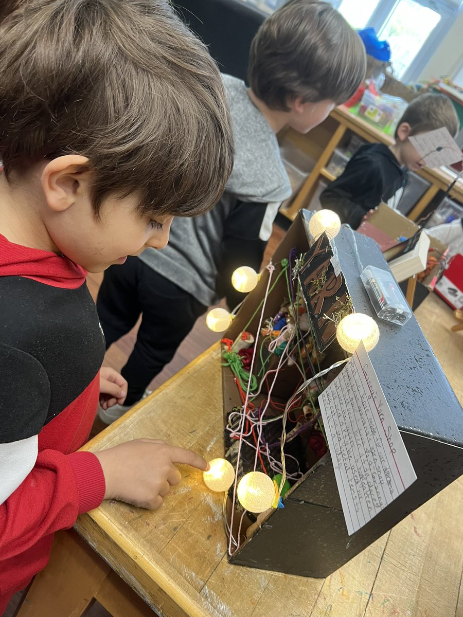 Excited to check out the “City of ember” dioramas created by 6W.