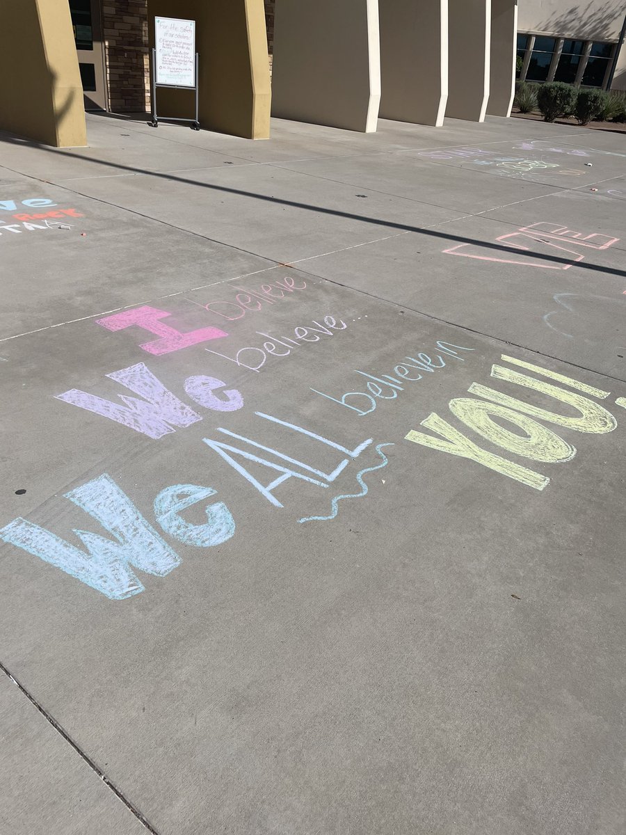 SGarcia_MPMS's tweet photo. This magical crew prepared our entrance with ✨positive vibes✨for tomorrow's Reading ST⭐️⭐️R! 

We are as ready as we can be and have had a beautiful year! Now it's time to show what our Bobcats are made of! 

#AllBobcatsWillAchieveSuccess https://t.co/OsgxTJ8v2Q