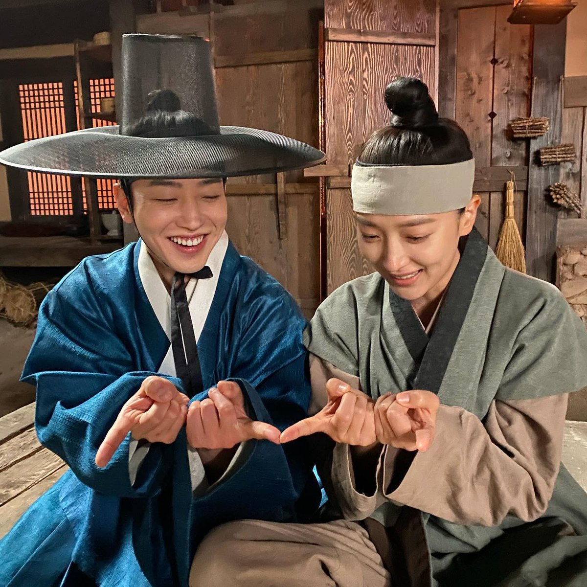 yejiinp's tweet photo. ㅎㅎㅎㅎ👀 https://t.co/PPAyFxYGqB
