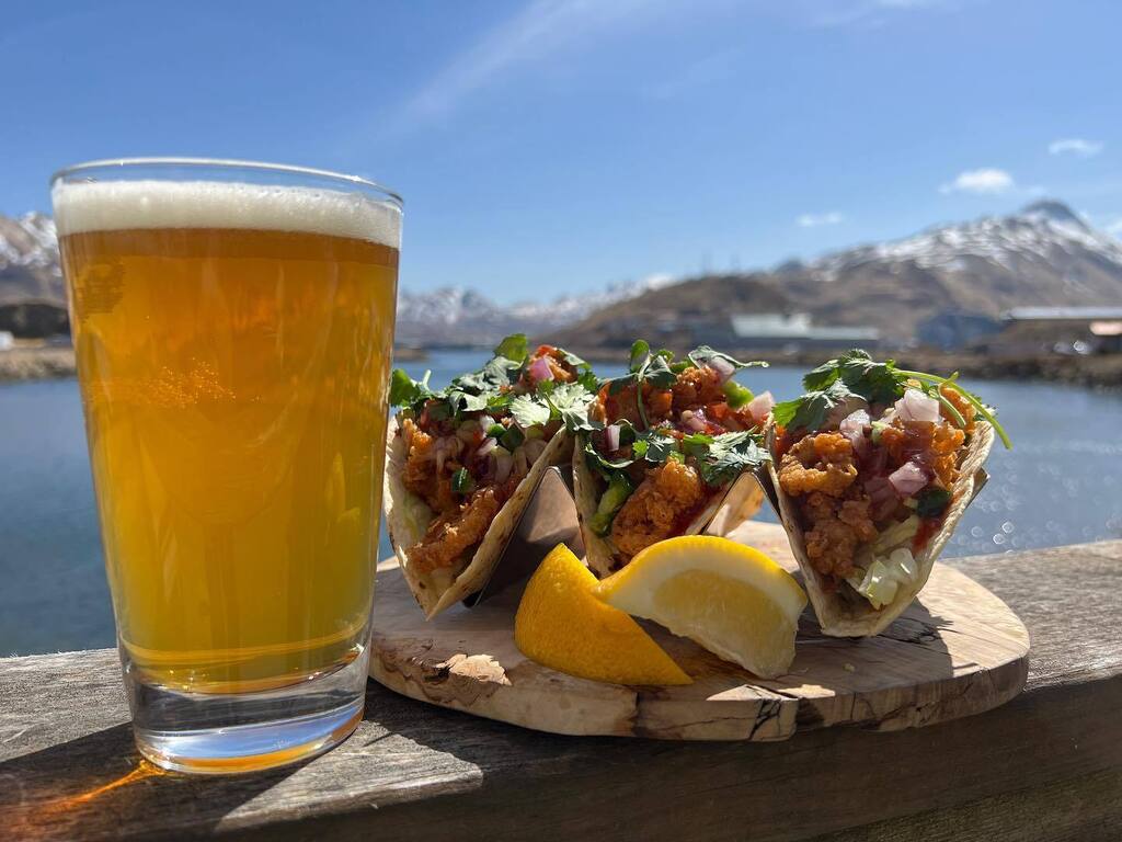 beardybeats's tweet photo. Taco Tuesday at Cape Cheerful features the warmth of 30 degrees and Crispy Buttermilk Brined Calamari Tacos topped with Sweet &amp; Spicy Thai Chili Sauce &amp; a
Jalapeño and Cilantro Medley #tacotuesday #craftbeer #beer #sunnybutcold #stillwinter #dutchharbor #unalaska #alaska https://t.co/0u49hAHTXj