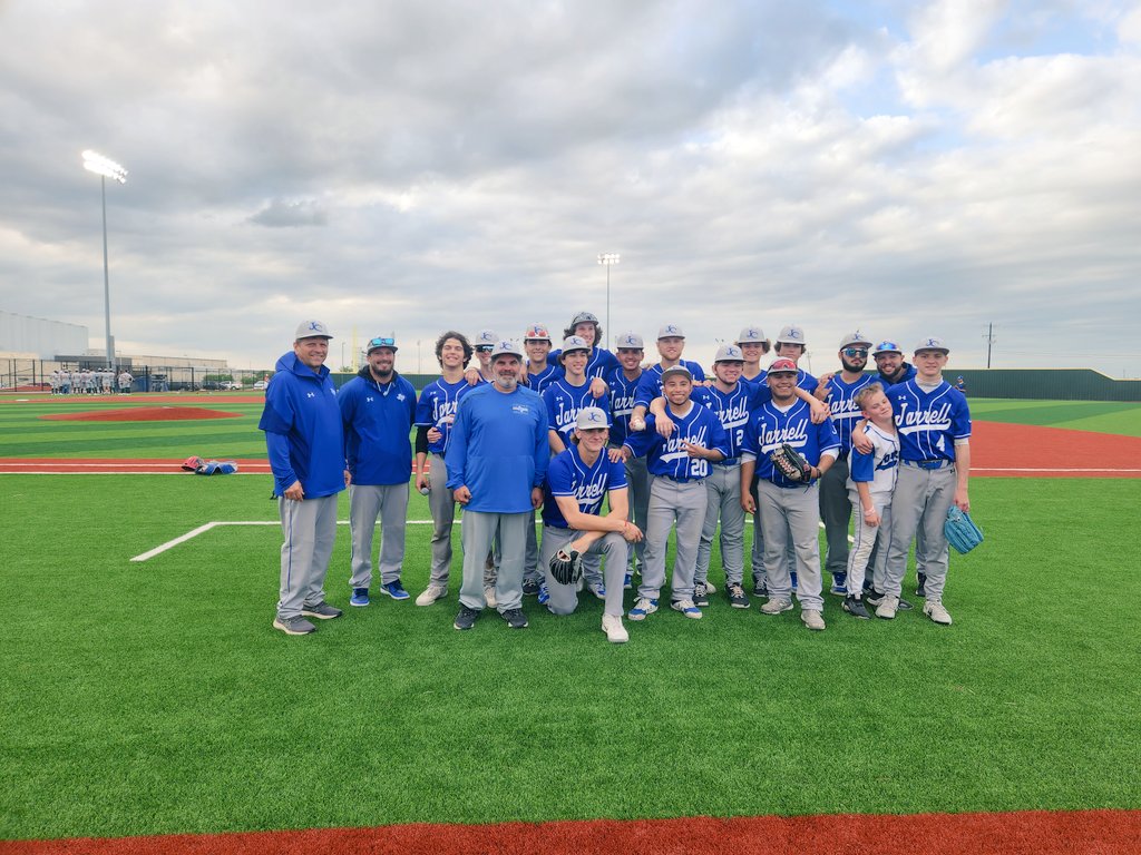 DeanFitzner's tweet image. Dudes of the game JARRELL BASEBALL TEAM! Ty Chase with a GRAND SLAM and Jordan Schwertner with 5 shut out innings. #COUGARSCLINCHPLAYOFFS