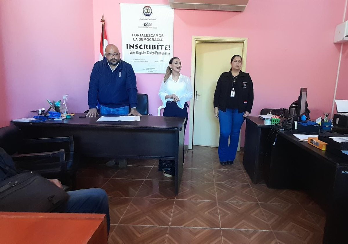 TSJE_Py's tweet photo. #EleccionesPy2023🇵🇾 |En la etapa conclusiva de la organización de los comicios, Jefes de los Registros Electorales de todo el país ultiman detalles técnicos y logísticos.
🧵 https://t.co/xbTfEE87c3