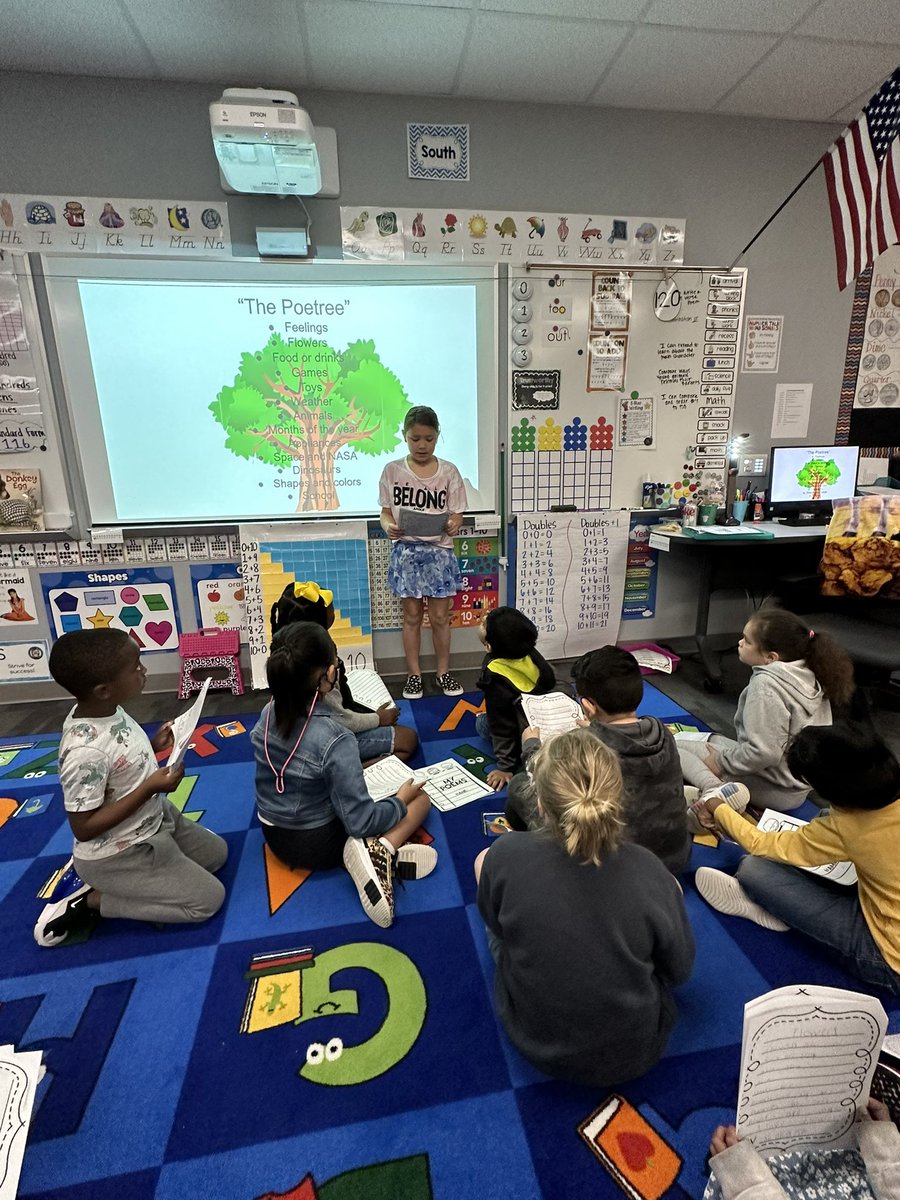 Williams1Marion's tweet photo. Students were excited to share some poetry after our lesson today! @MarionMavericks #20yearsME https://t.co/hveUZIuvfT