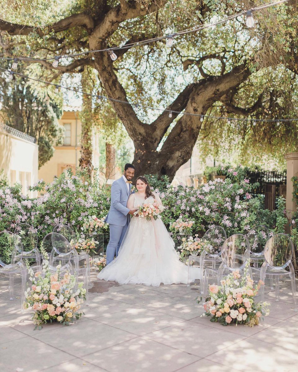 MaxwellHousePas's tweet photo. Spring is in full bloom and we can’t get enough! Spring 2024 wedding dates are booking quickly so don’t hesitate! Book a tour on our website or email us at maxwellhousepasadena@gmail.com. Can’t wait to hear from you!

#pasadena #springwedding #weddingvenue #pasadenawedding #histo https://t.co/6cgmLXXv2L