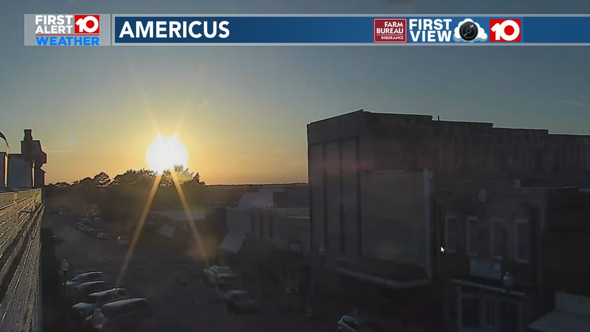 WALBWeather's tweet image. Tuesday's golden #sunset from downtown #Americus.  #gawx #track #sunset #walbweatherapp
