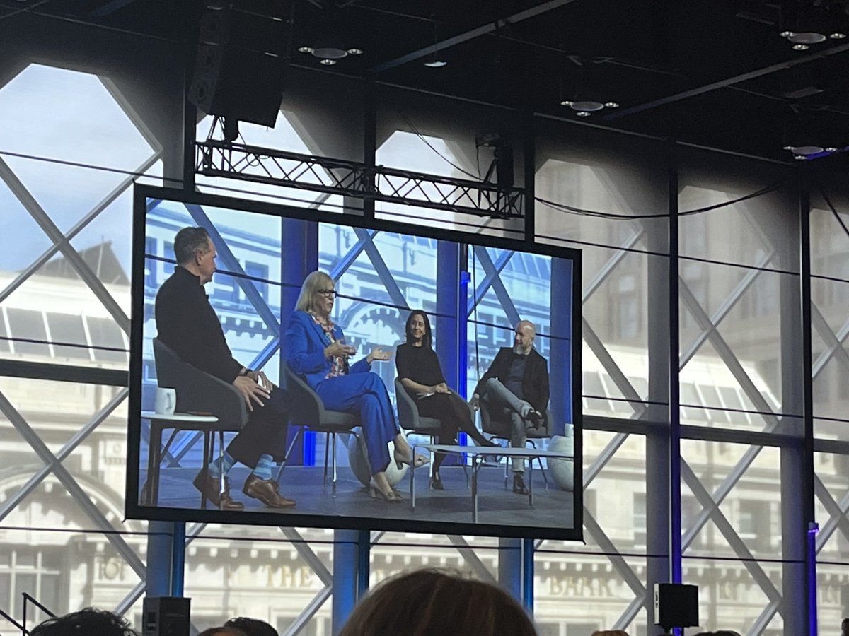 Great to spend the afternoon at <a href="/calgaryeconomic/">Calgary Economic Dev</a> Report to Community connecting with and hearing from business, community, and political leaders about the future of Calgary. Inspired for the opportunity in this city—and for Alberta! #RTC2023