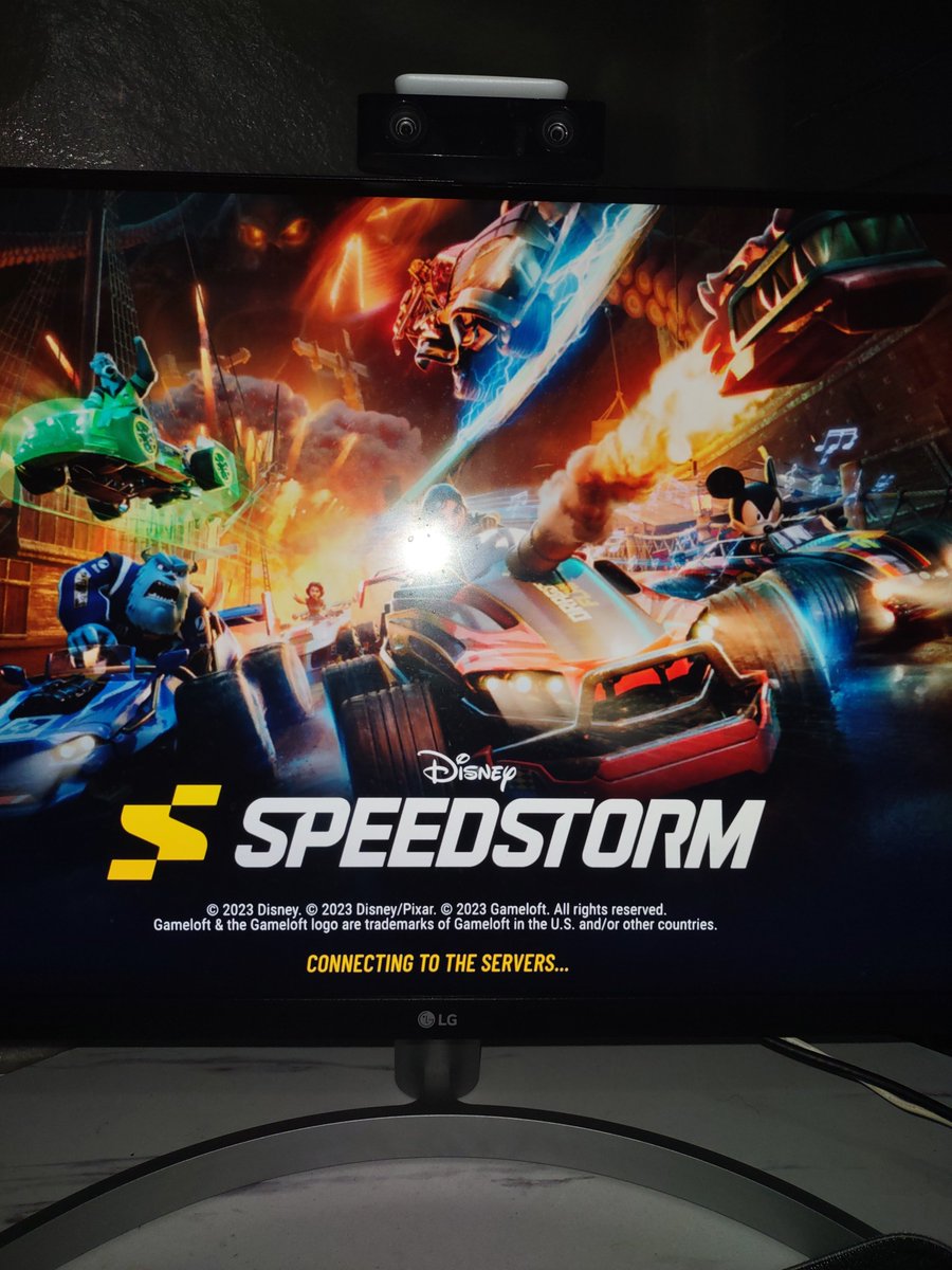 Fadlesspoet's tweet photo. @SpeedstormGame  Disney what's up I'm going for #1 on your game and it boots me mid stream 8hrs in to my 18 hour stream stuck on connecting to server through ps5 now . Are servers down I purchased all 3 founders tiers aswell trying to bring more support to this amazing game 🙌🏾 https://t.co/qlnYRZtrv1