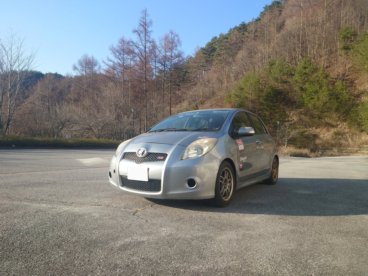 #ヴィッツ乗りのお友達を増やそうキャンペーン
高校生の時から乗り回しています