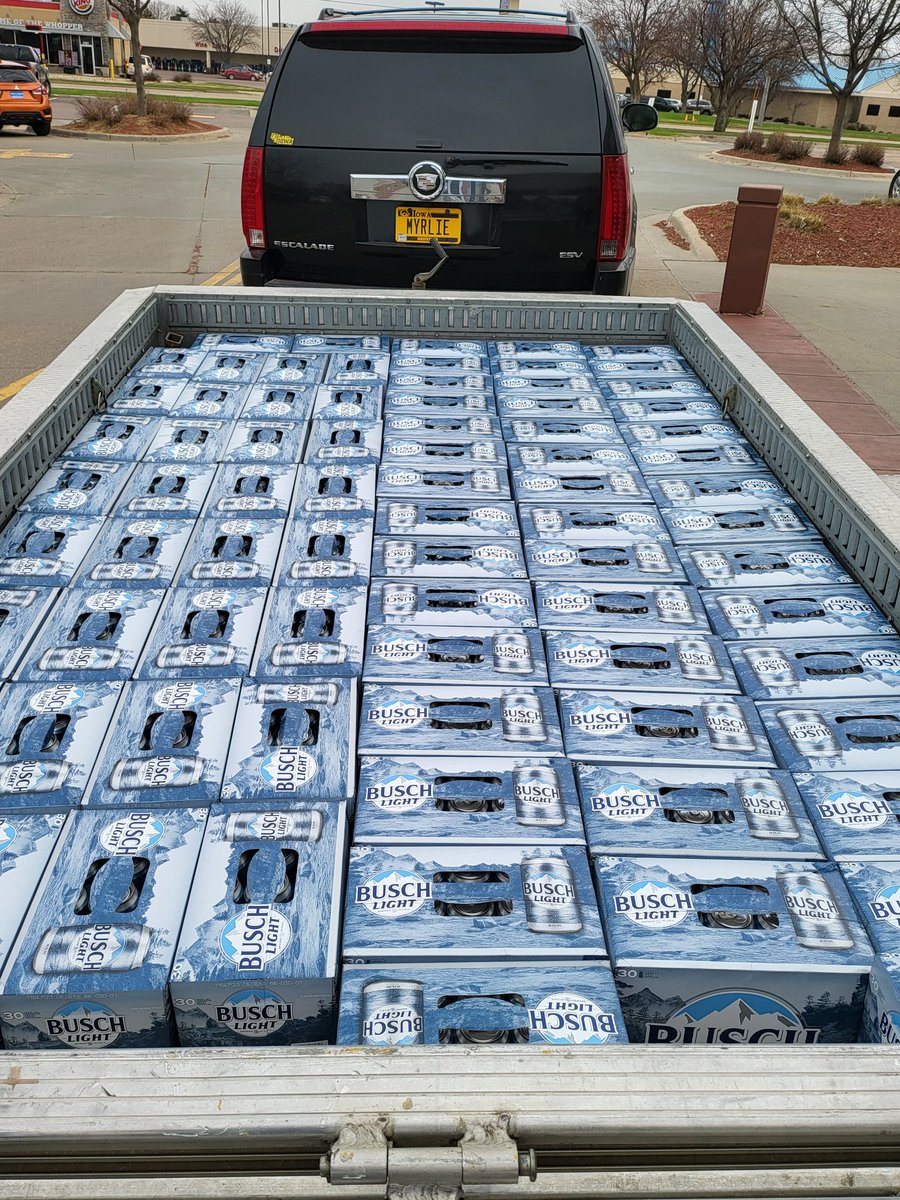 Lester Fastpitch tweet media