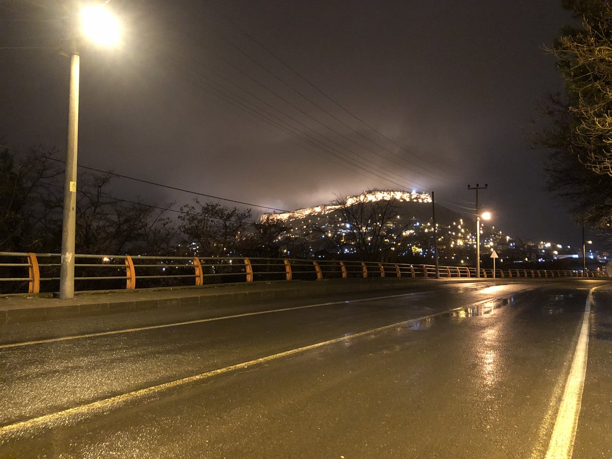 Kimseyi Görmedim Ben Senden Daha Güzel  

#Mardin