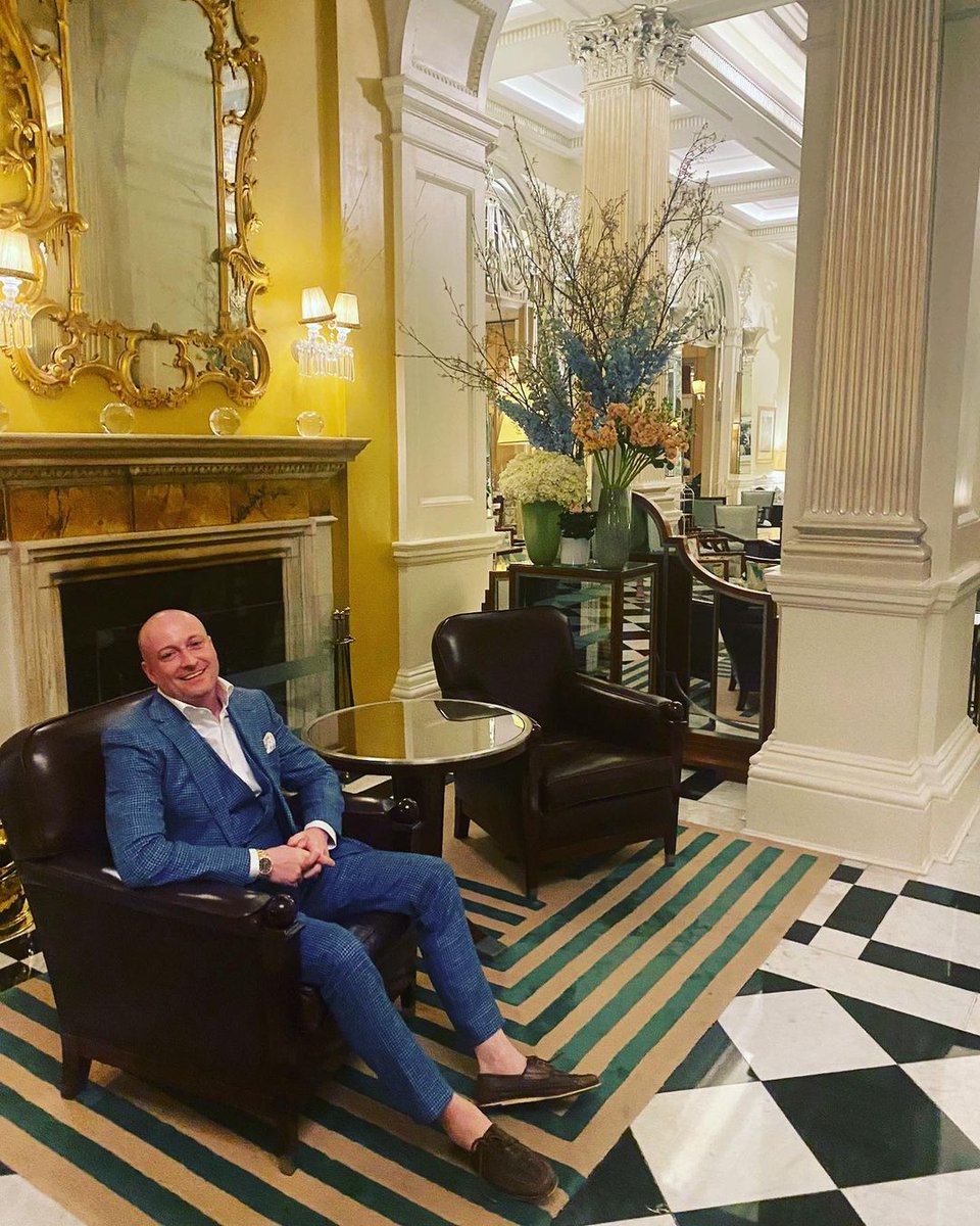 Stevenriley0's tweet photo. Success comes to those who dedicate everything to their passion in life. To be successful, it is also very important to be humble and never let fame or money travel to your head. 🦍🔥

#invest #trading #forex #dedication #pips #stocktrading #analysis #crypto #motivation #invest https://t.co/BHoWzEY78g