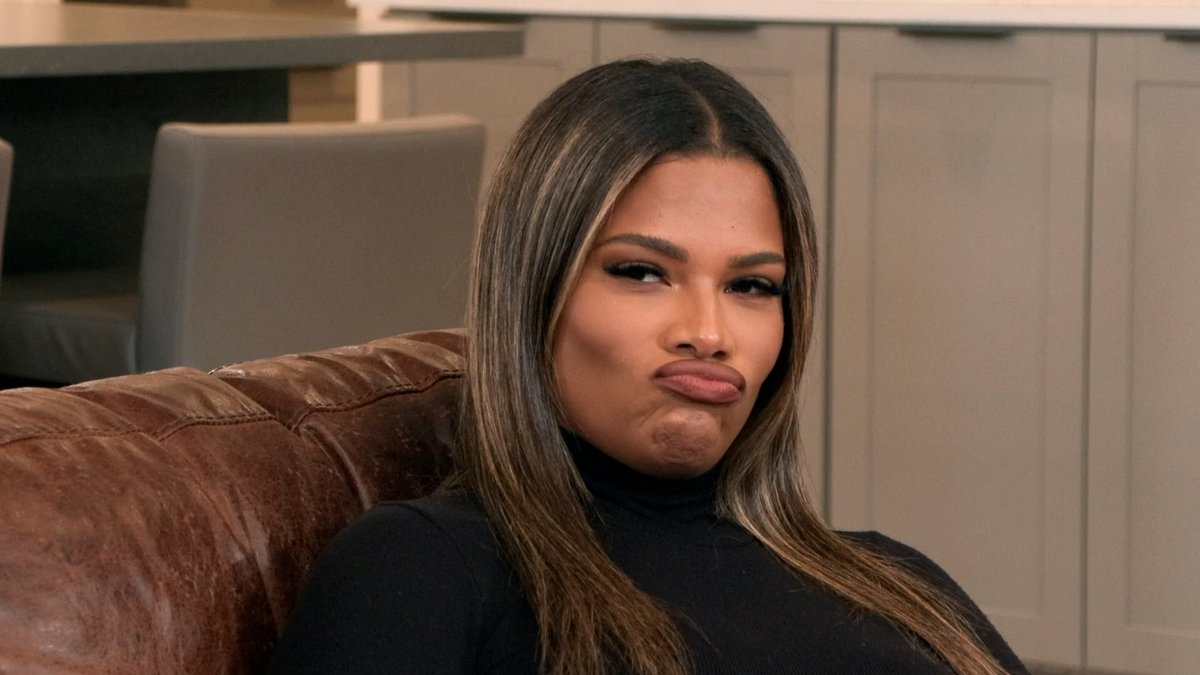 If you're sending only camera roll photos on Snapchat, I'm assuming the worst 🐱🐟 #Catfish