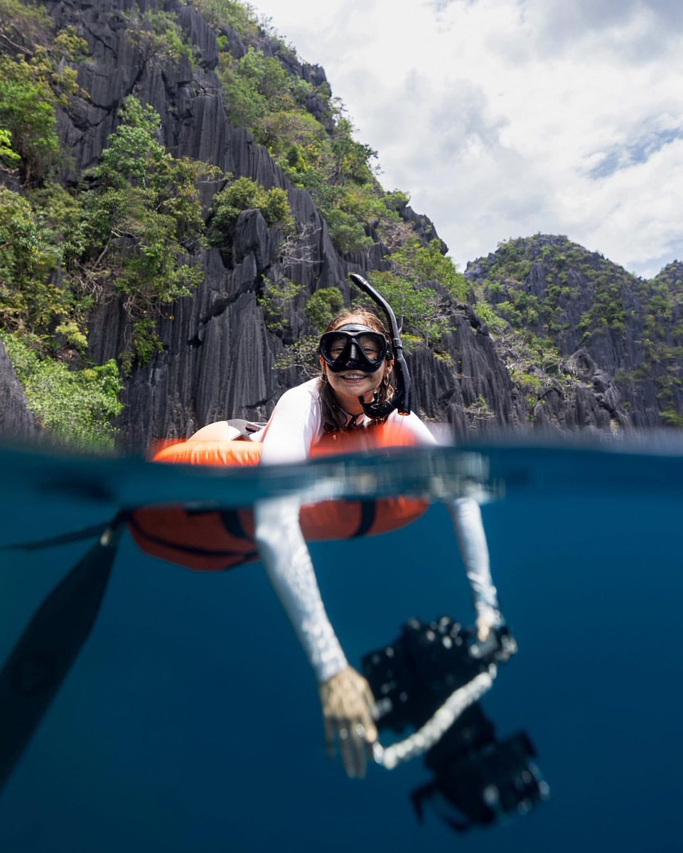 Megan Hassa in her happy place 😊

“I think I was cheesin as hard as my mask would let me all day.” 

What dive spot brings you the most joy?